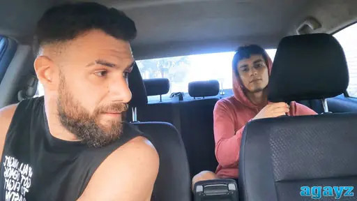 Давай колись, ты в жопу ебешься?