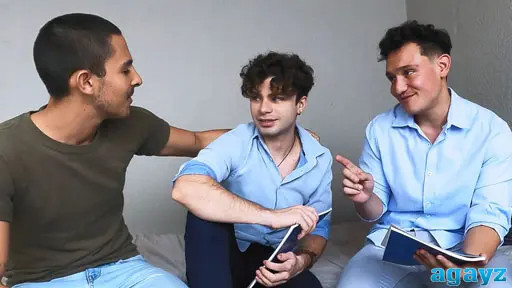 Мы же сводные братья. Втроем